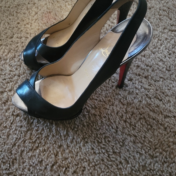 Christian Louboutin shoes - Picture 4 of 7